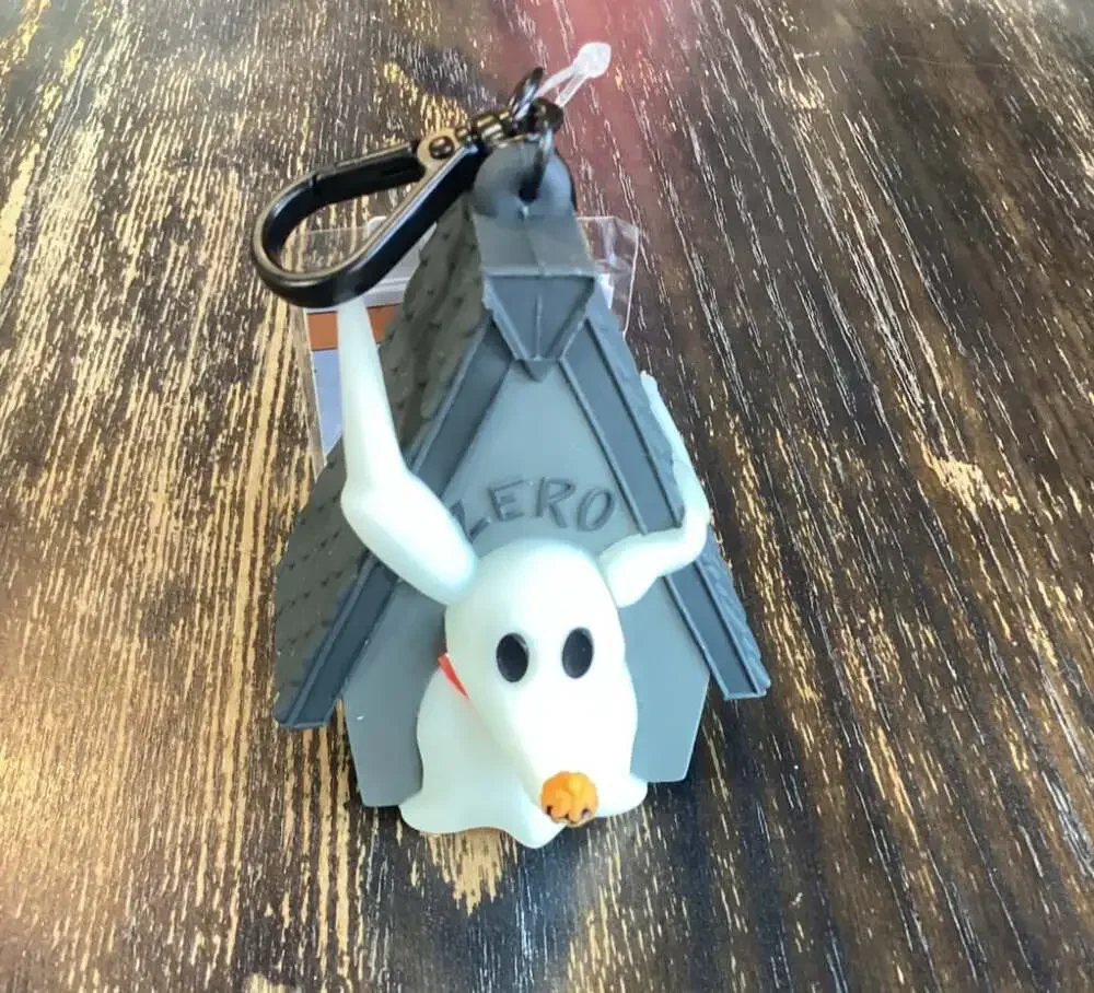 Zero Nightmare Before Christmas Bath & Body Works Glow Pocket Bac Keychain